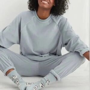 Aerie Real Obsessed Velour Outfit Size S Sweatsuit Matching Set Crew & Joggers